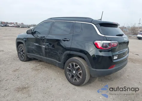 2022 Jeep Compass Latitude 4X4 из США, поврежденный, VIN 3C4NJDBB2NT135824